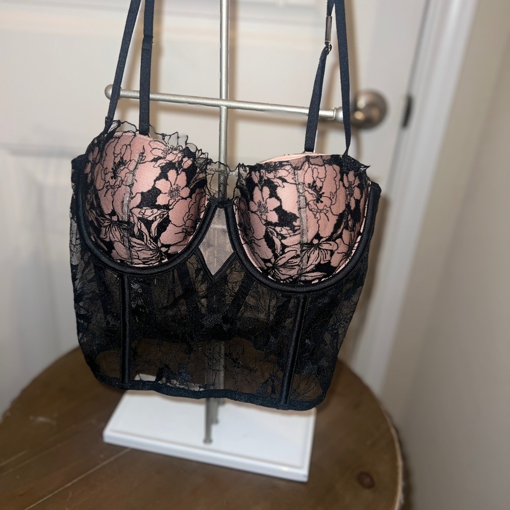 Victorias Secret Bustier Top (Size 32 D)